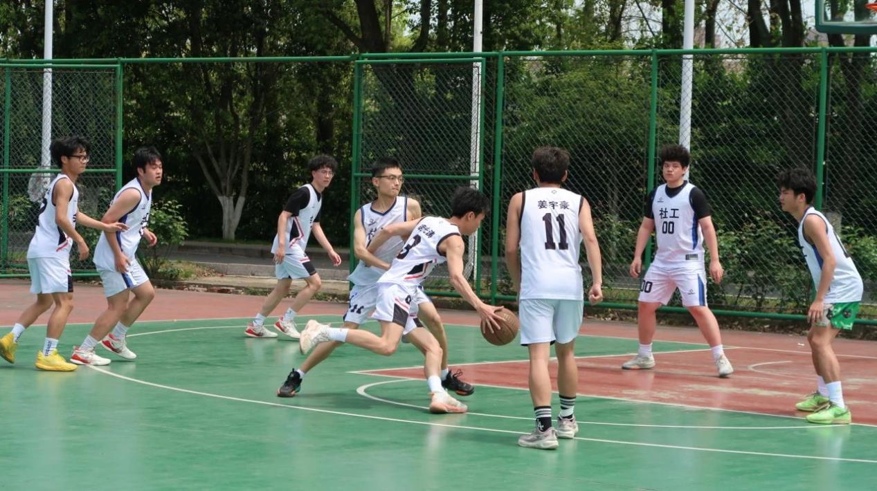 筑梦新时代,运动展风采——人文旅游学院专业对专业篮球赛圆满落幕